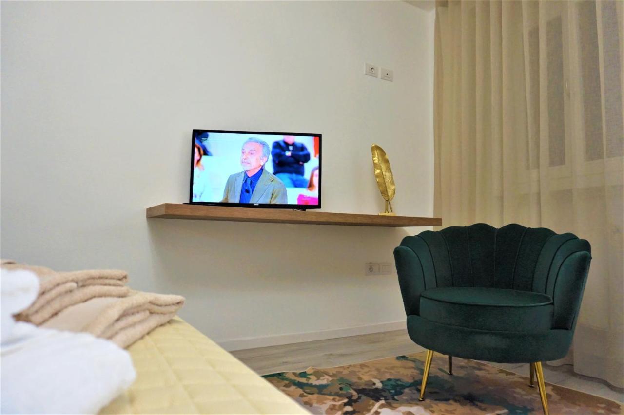 La Casa Di Elda Apartment Арко Екстериор снимка