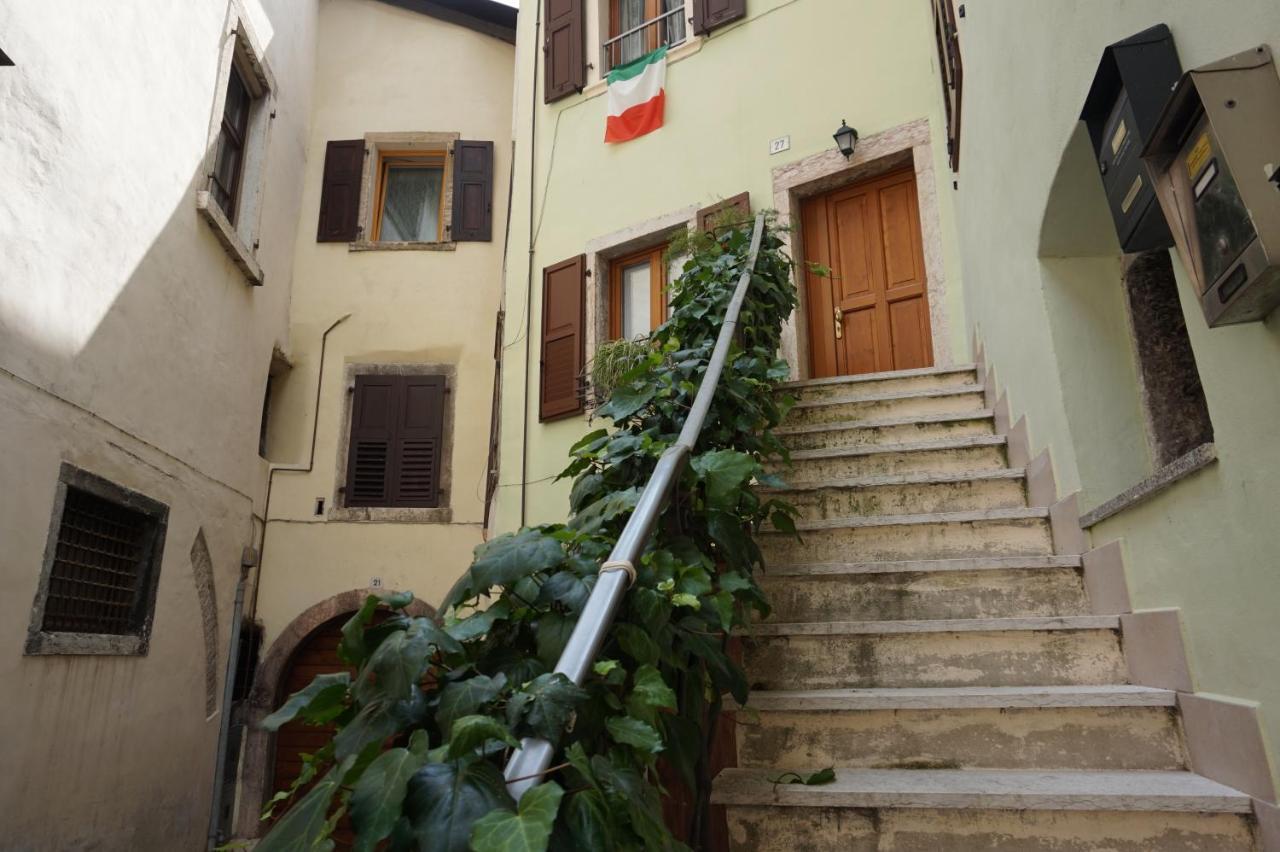 La Casa Di Elda Apartment Арко Екстериор снимка
